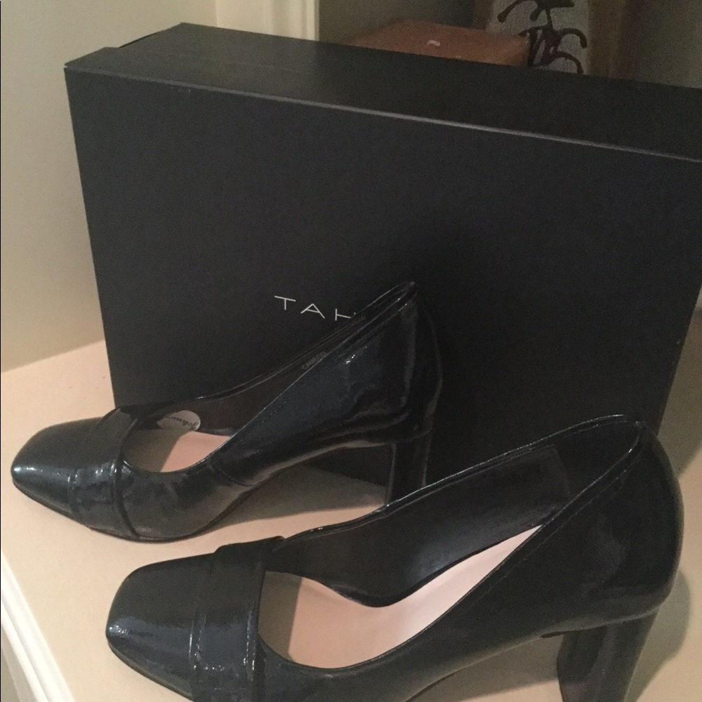 Shoes - Picture 4 of 4